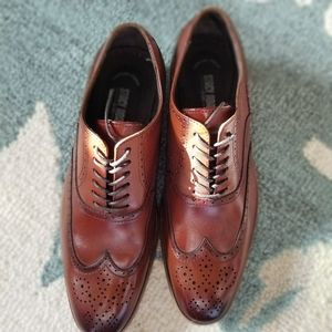 Mens dress shoes
